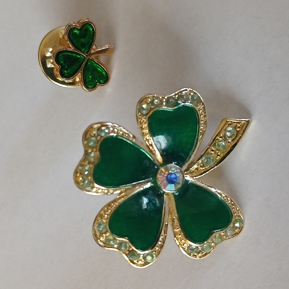 2 Vintage Four Leaf Clover Pin Brooch Crystal Rhinestones St. Patrick Day - Picture 1 of 4